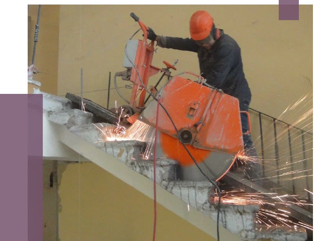 Демонтаж бетонных лестниц в Александрове от 4820 руб. за м2 | ПРОЛЁТ-Лкн