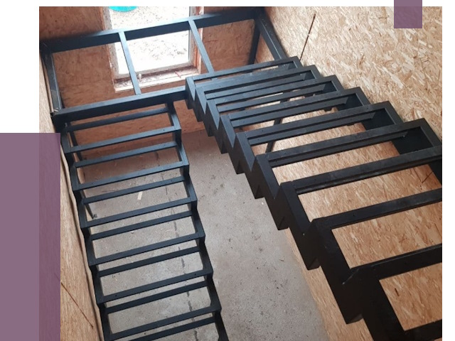 Демонтаж лестниц на металлокаркасе в Александрове от 7712 руб. за м²