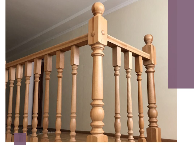 Деревянные перила на заказ в Александрове: монтаж и изготовление