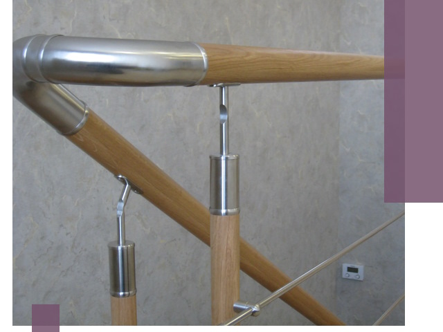 Комбинированные перила на заказ в Александрове — монтаж и производство