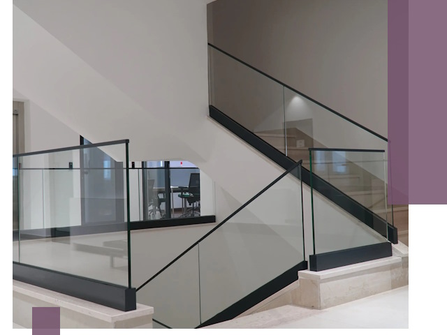 Стеклянные перила премиум-класса с установкой в Александрове