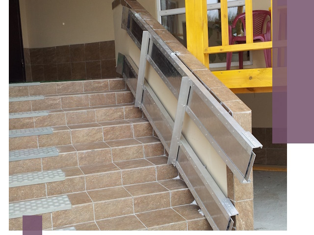 Откидные пандусы под ключ в Александрове — монтаж и демонтаж