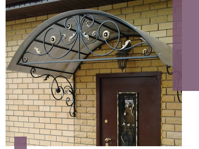 Изготовление козырьков из металла под ключ в Александрове