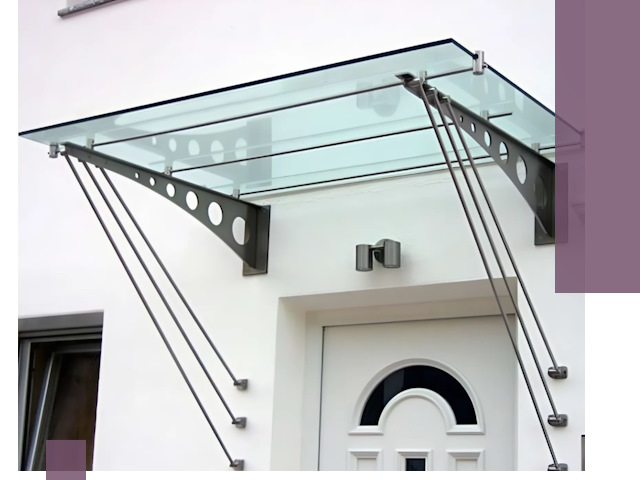 Козырьки над входом под ключ в Александрове — изготовление и монтаж