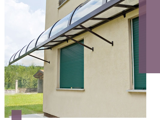 Козырьки над окнами в Александрове — изготовление и монтаж по выгоде